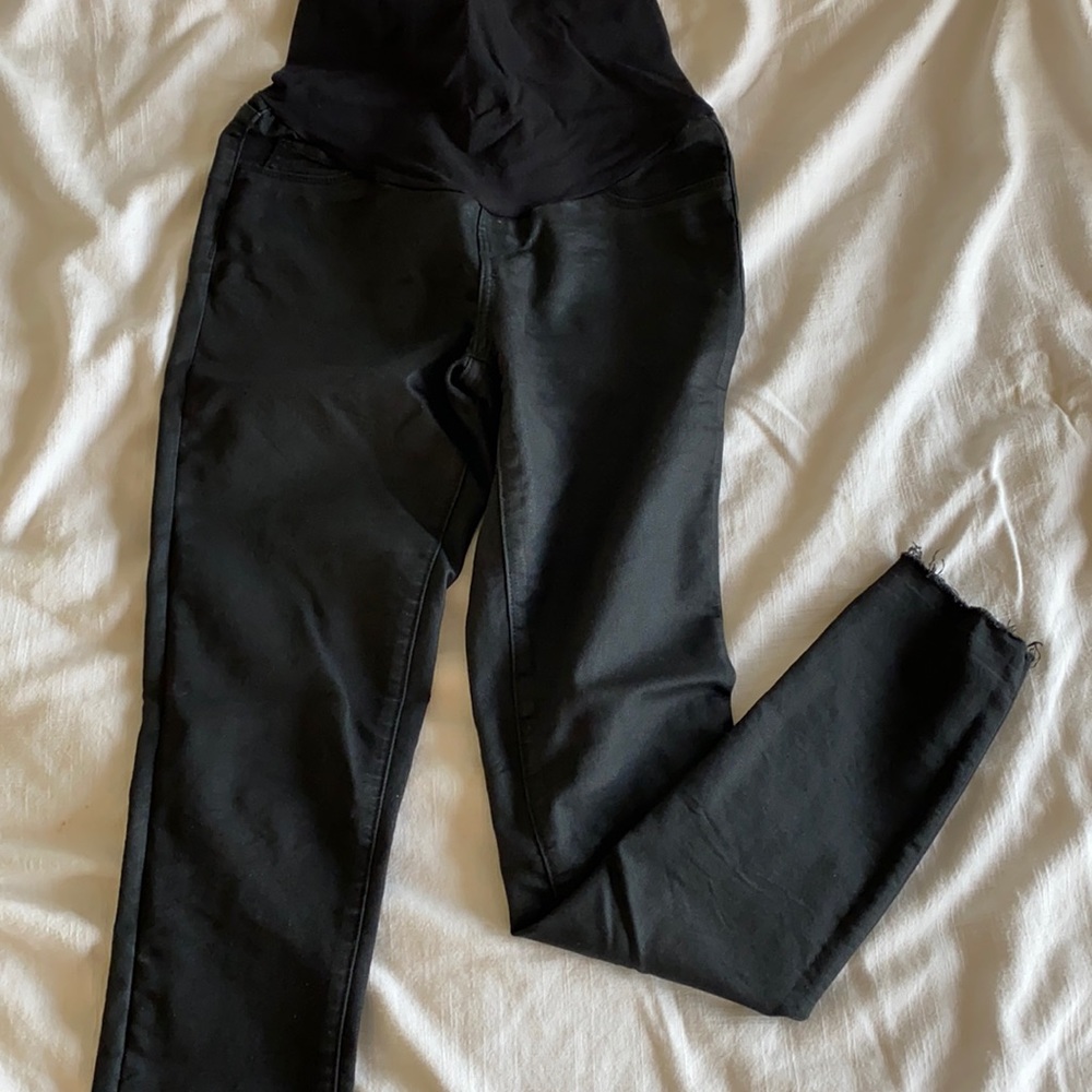 Coated black maternity jeans